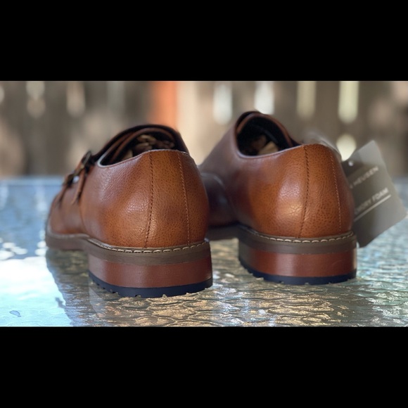 Van Heusen GUS classic oxfords size 9.5 men’s 
Bro main image 6